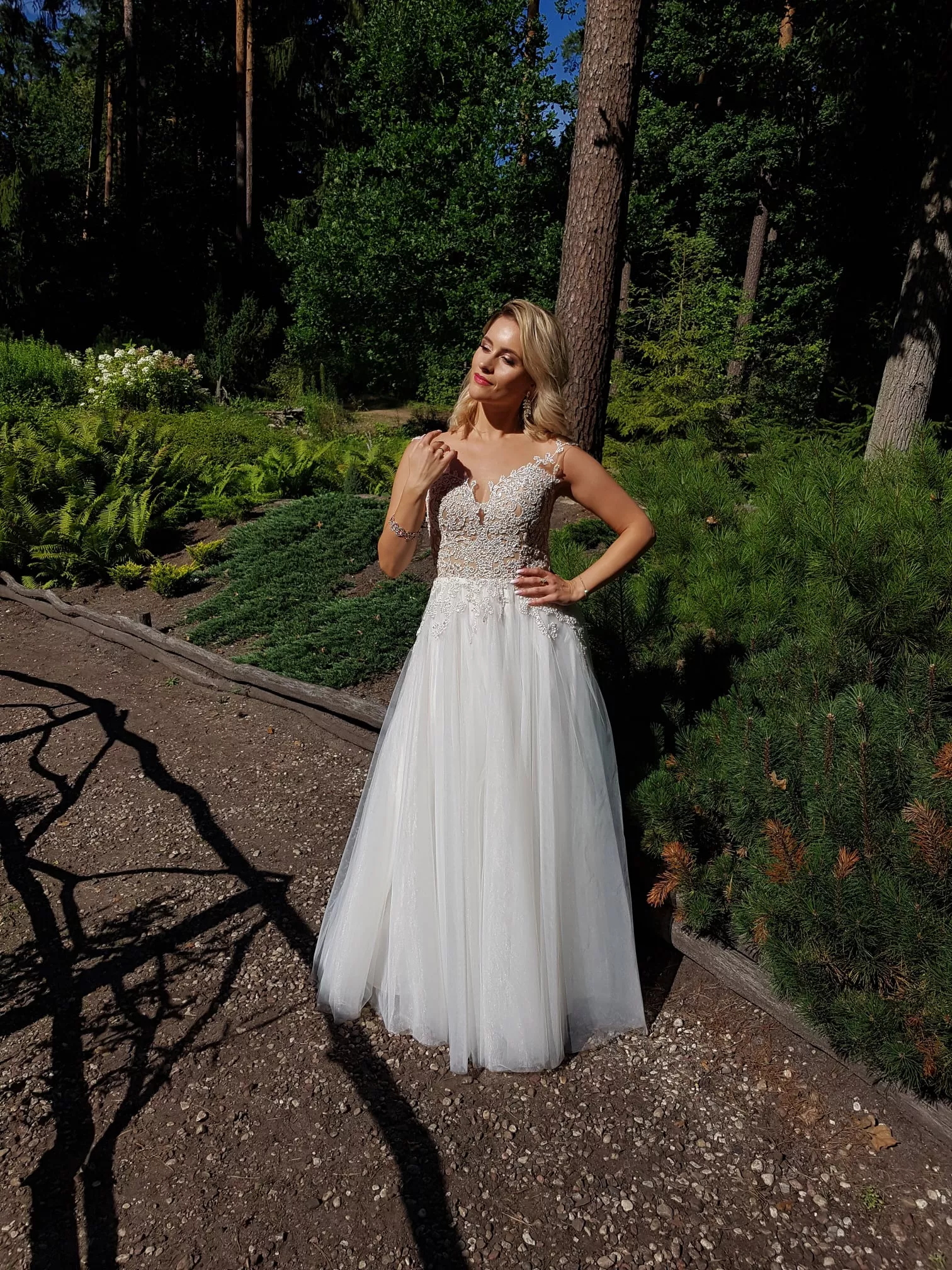 Uwielbiana gwiazda disco polo pokazała się w sukni ślubnej! Co na to fani?!